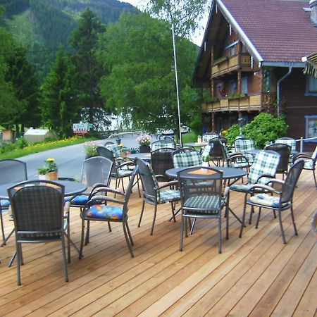 Hotel Wildrose Neukirchen am Grossvenediger Luaran gambar