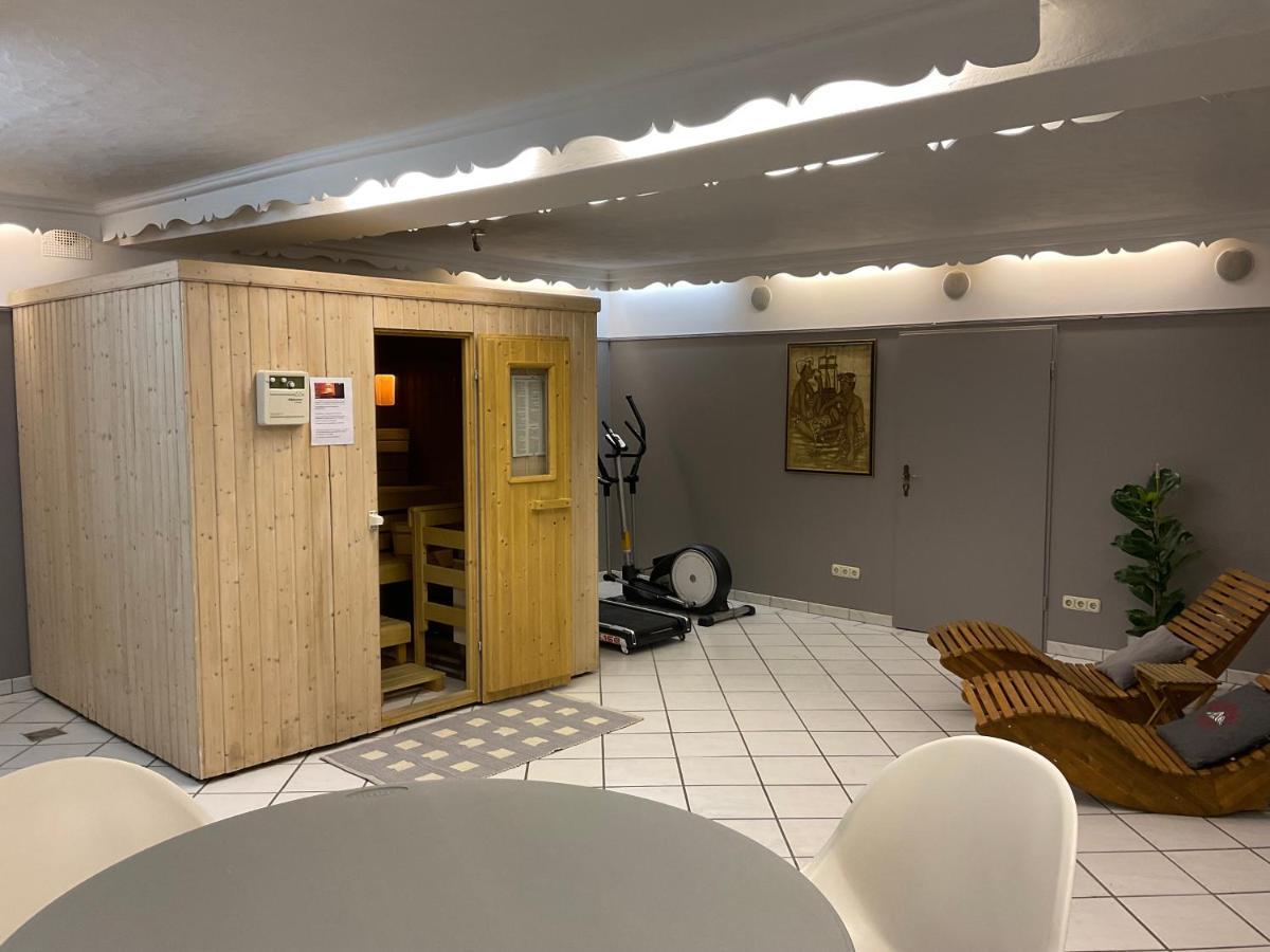 Hotel Wildrose Neukirchen am Grossvenediger Luaran gambar